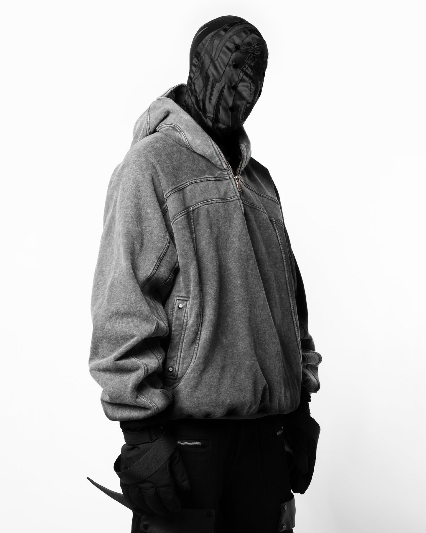 Gravewave™ – De Hoodie die Jouw Stijl en Mysterie Combineert